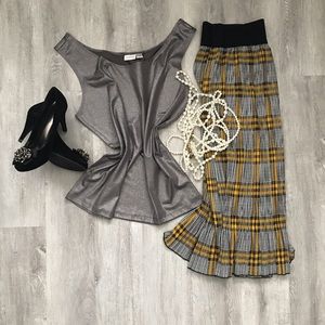 NWT - Avenue Sparkle Grey Top